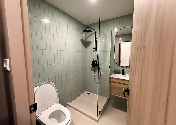 Apartamento 3 Bed 3 Bath / Luxury / 1 Min Walk To Bts Asok