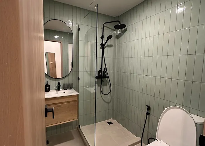3 Bed 3 Bath / Luxury / 1 Min Walk To Bts Asok Apartamento *
