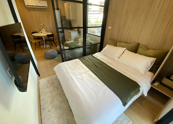 3 Bed 3 Bath / Luxury / 1 Min Walk To Bts Asok Apartamento Bangkok